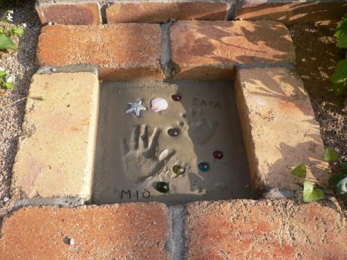 思い出として☆家族の手形を残そう！： 外構・庭・リフォームエクステリア情報