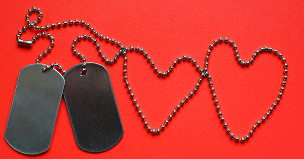 恋人とのお揃いアイテムはあり？ なし？ 現役大学生に人気のペアアイテムもご紹介大学入学・新生活恋愛マイナビ 学生の窓口