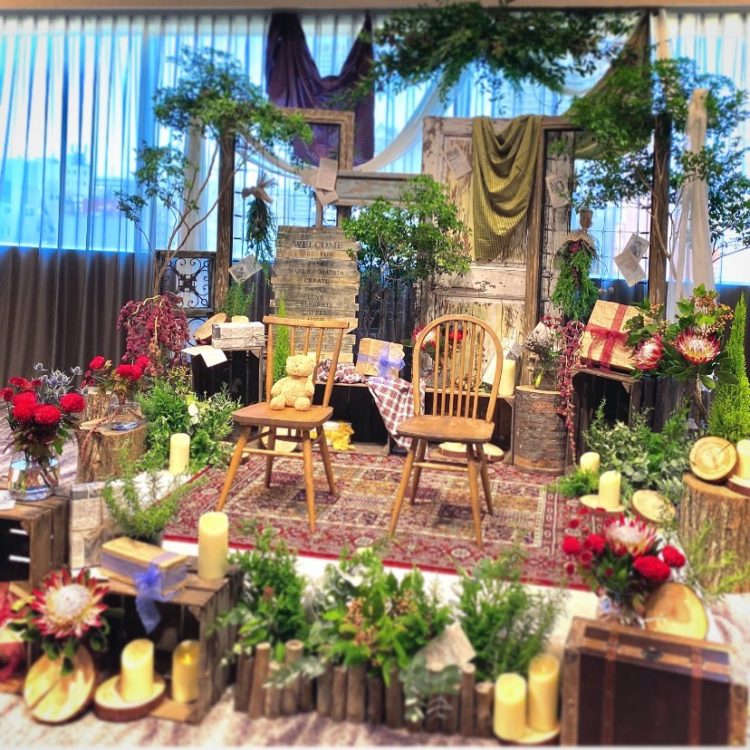 結婚式「高砂」の基本スタイルとマナートレンドはリラクシー＆ナチュラル！おしゃれなコーディネート実例みんなのウェディングニュース