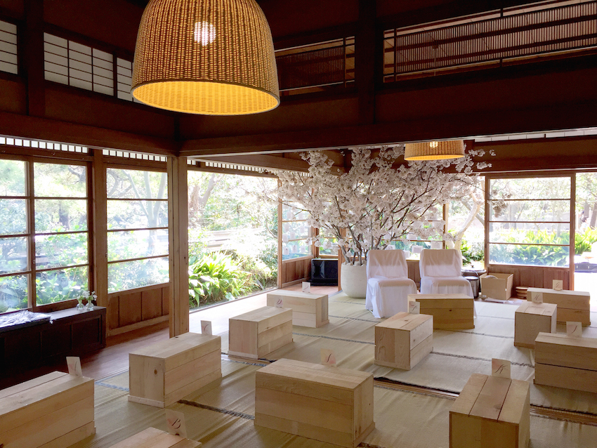 築300年超の歴史ある建物で結婚式を 文化財ホテル「NIPPONIA播磨福崎 蔵書の館」 ４月から「古民家ウエディング」を開始文化財ホテル貸切宿泊プランも築300年超の歴史ある建物で結婚式を 文化財ホテル「NIPPONIA播磨福崎 蔵書の館」 ４月から「古民家ウエディング」を