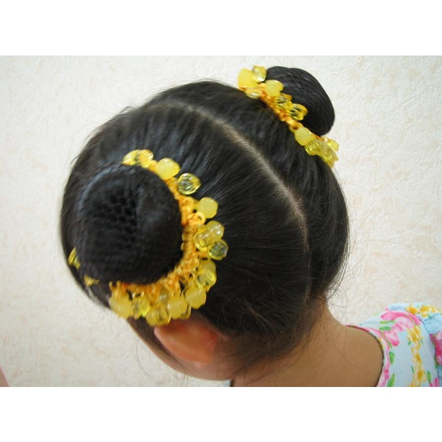 三つ編みで作るキュートさがピカイチのツインお団子ヘアレシピ 頭美人