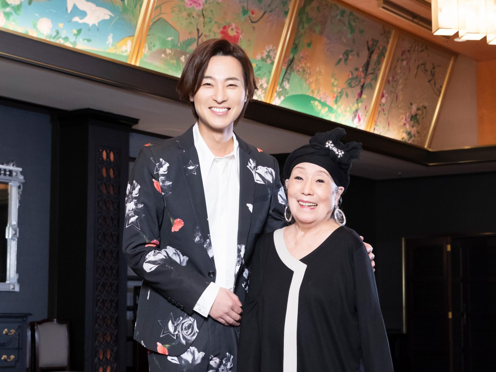 山内惠介が「古傷」のカラオケ全国決勝大会を開催。「あらためて『古傷』はいい歌だな、と思いました」 - オトカゼ 〜音楽の風