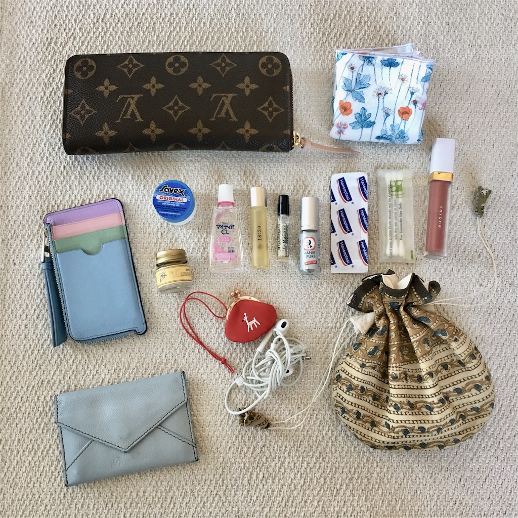 富裕層女性はバッグと財布に何を入れているか3 4PRESIDENT WOMAN Online プレジデント ウーマン オンライン“女性リーダーをつくる”