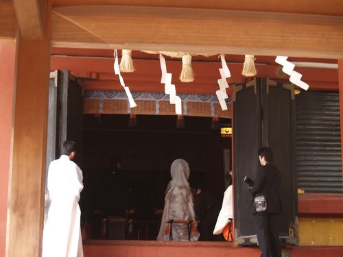 鎌倉鶴岡八幡宮幸あかり挙式とご親族でパーティー M様神社結婚式白無垢レンタル着付けヘアメイク前撮りと東京のウエディングプロデュース