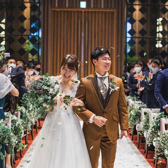 結婚式の新郎衣装はどう選ぶ？ 衣装の種類やコーデ実例を紹介マイナビウエディング