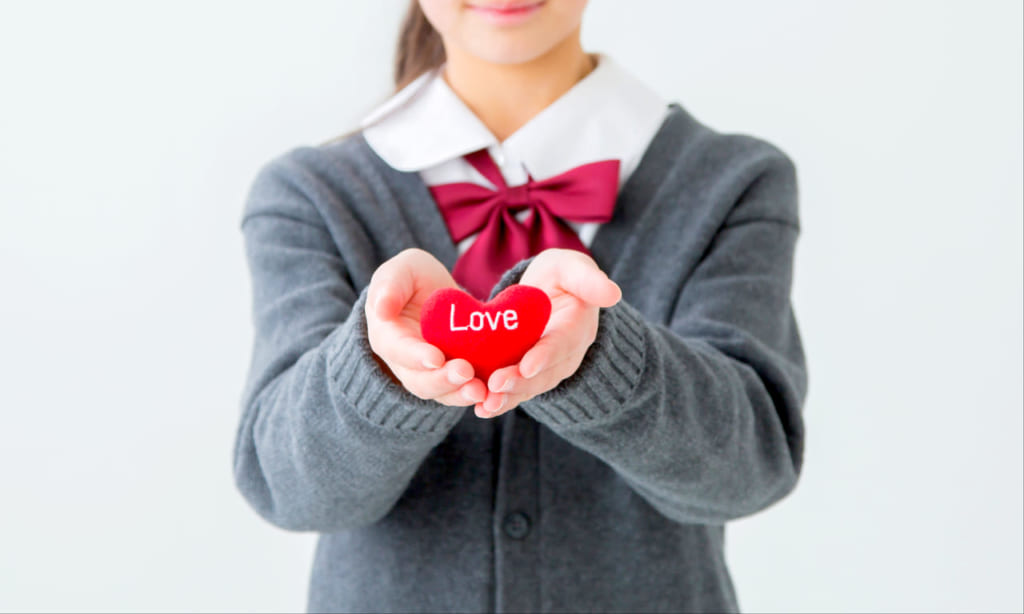 付き合いたての高校生の彼女が喜ぶ誕生日プレゼント特集選び直せるソーシャルギフト GIFTFUL ギフトフル