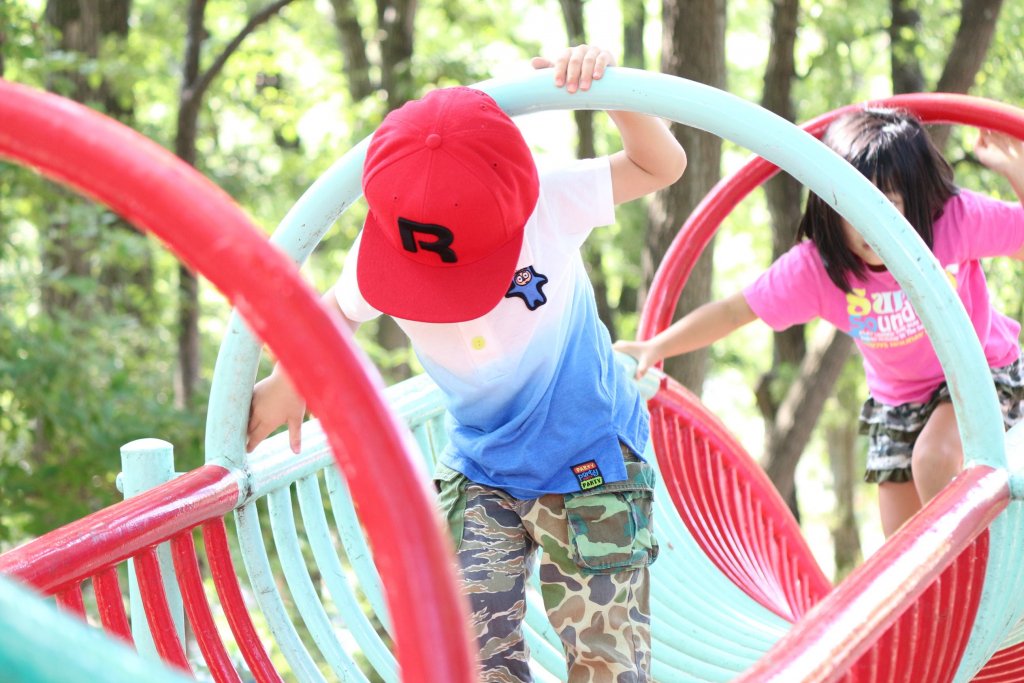 愛宕山こどもの国リニューアルオープン！ 2023年4月26日 水 13時 大型複合遊具やふわふわドームもPORTA PRESSPORTA