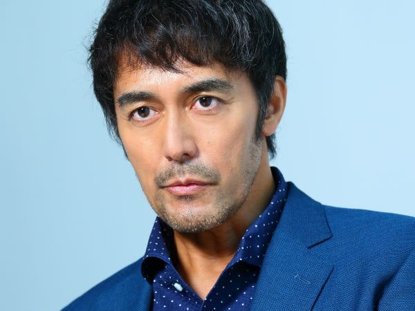 恋妻家宮本 インタビュー: 阿部寛＆天海祐希、日本映画史に残る“ビッグ・カップル”待望の邂逅 - 映画.com
