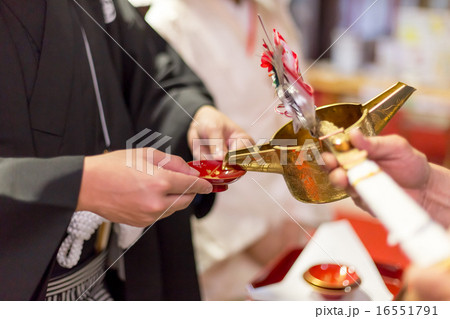 神事・お祝いシリーズ銚子・屠蘇器飾り -雄蝶・雌蝶 全２種-銚子銚子飾りお屠蘇その他インテリア雑貨 二見屋 通販13509714Creema クリーマ