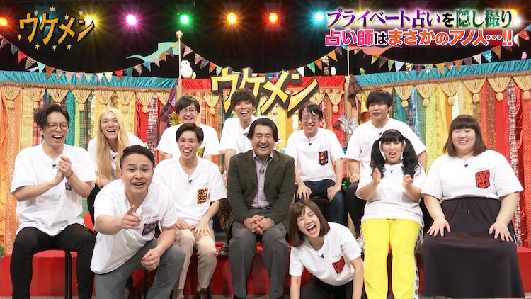 カラフル 子供服 学園活動 団服 白Tシャツ 半ズボン デニムパンツ ショール追加可能 幼稚園 学生服 男女お揃い キッズ ジュニア 女の子 男の子運動会 練習着 スポーツ サークル 保育園 入学式 卒業式 発表会 学園祭 ステージ 衣装 チアガール 演出服 合唱 舞台 団体服