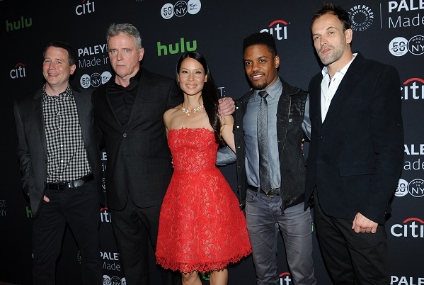 ルーシー・リュー、５歳になった息子のバースデー写真を公開！ 「子どものために闘う」と決意のコメントも SPUR NEWS