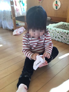 １歳児 秋のお散歩！ - 新着情報 - はやて保育園