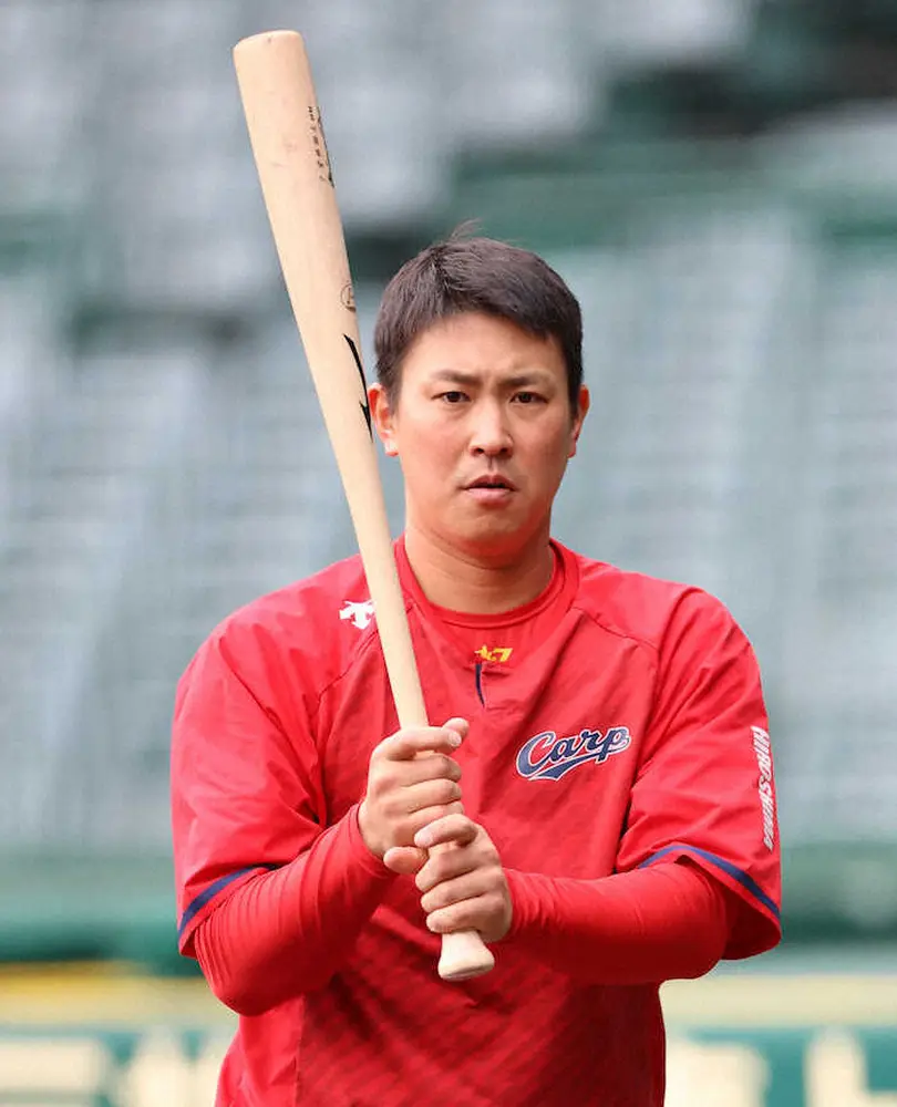 広島 堂林翔太“新”選手会長が選ぶ“新”井“新”監督と戦った今年の漢字は「新」来季「頂」 - プロ野球写真ニュース : 日刊スポーツ