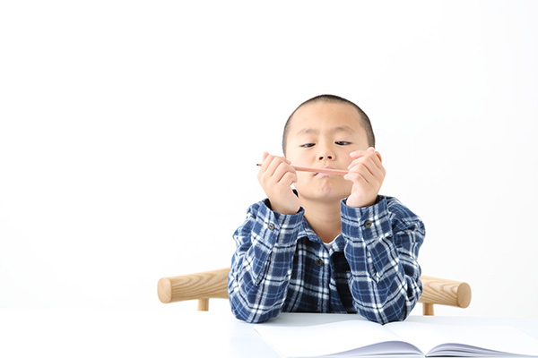 ふざける子」〜造形あそびとこどもたち Vol.8〜保育と遊びのプラットフォーム ほいくる