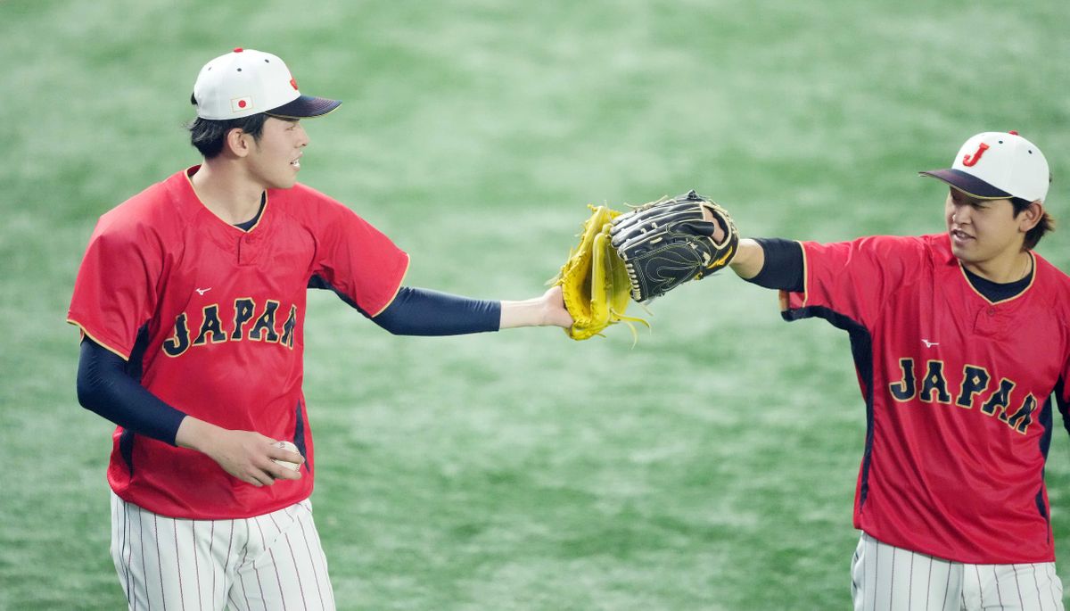 宮城大弥 と佐々木朗希 がベンチでも仲良すぎな件‼︎プロ野球選手プロ野球野球WBC worldbaseballclTikTok