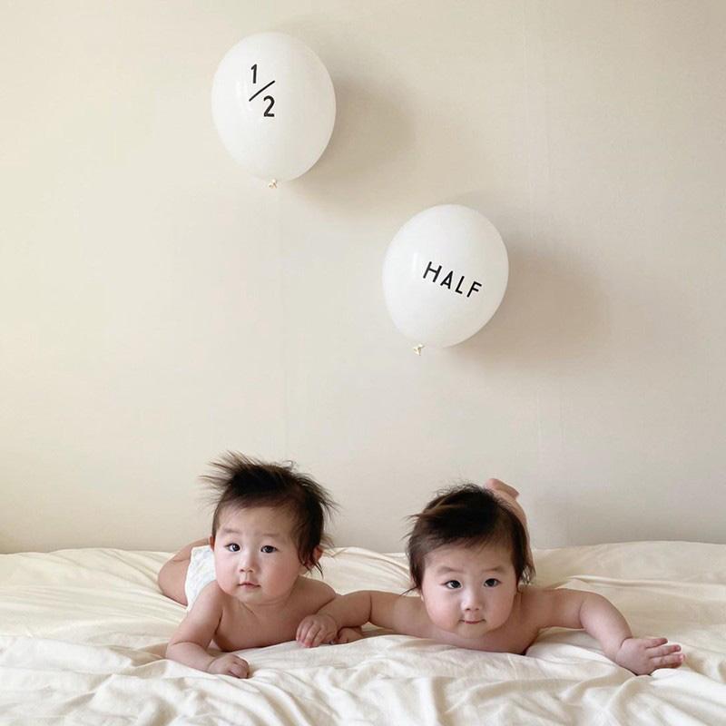 お相手別 ハーフバースデーのプレゼント27選！ベビーの成長にあわせて、喜ばれるギフトの選び方も解説します。 - 喜ばれる出産祝いの情報サイトベビギフby BabyGoose