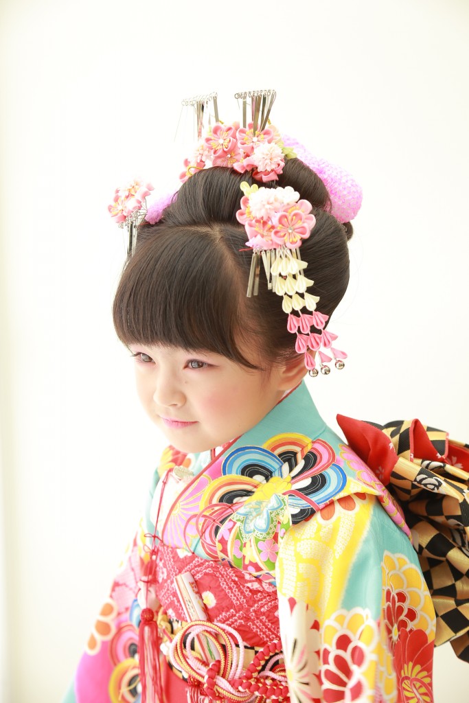 七五三ヘアアレンジ 3歳、7歳の女の子にぴったり！七五三の髪型アイデアブログefy エフィー