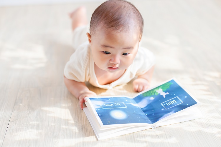 0歳 よく見てた赤ちゃん向けおすすめ英語YouTube 5選! 赤ちゃんが楽しく英語に触れるコツ赤ちゃんからの英語学習