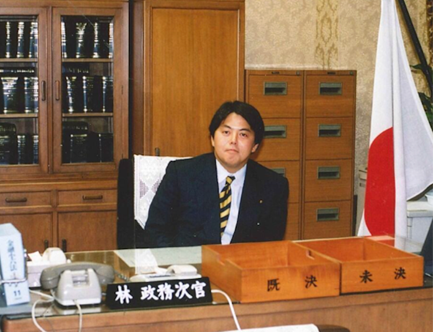 官房長官に林氏 地元は林家vs安倍家 関係者「因縁感じるが 」毎日新聞