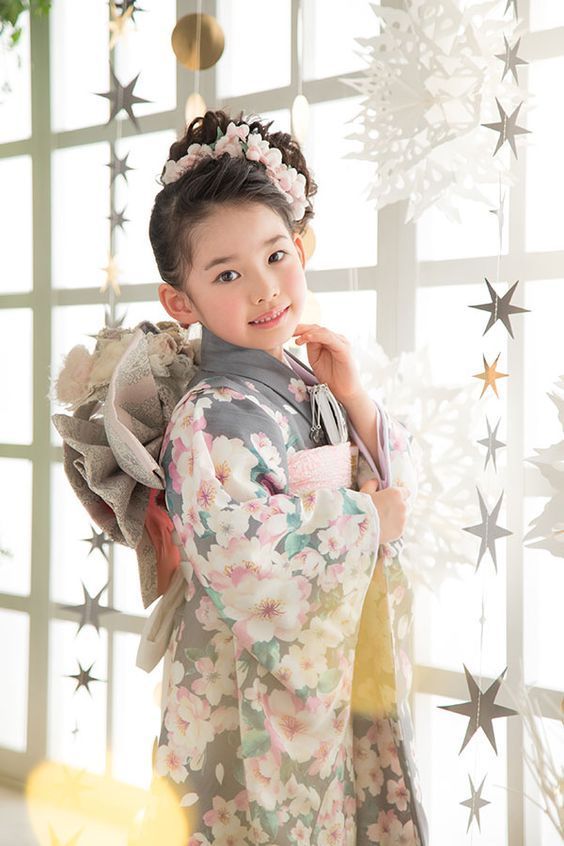 7歳七五三の髪型 前髪なしのおすすめアレンジ - ハピリィフォトスタジオ