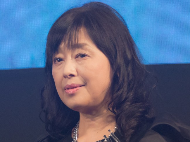 スターの蔵出しショット・あの日の君へ かたせ梨乃、モデルからトップ女優へ 五社作品に出演「女優を一生の仕事に」 - サンスポ