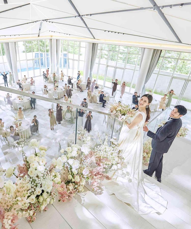 今日であの素晴らしい結婚式からもう1年。家族だけを呼んだあたたかい結婚式、何回写真見返しても幸せな1日だったな〜って💓喜平も大きくなったねー👦🏼✨