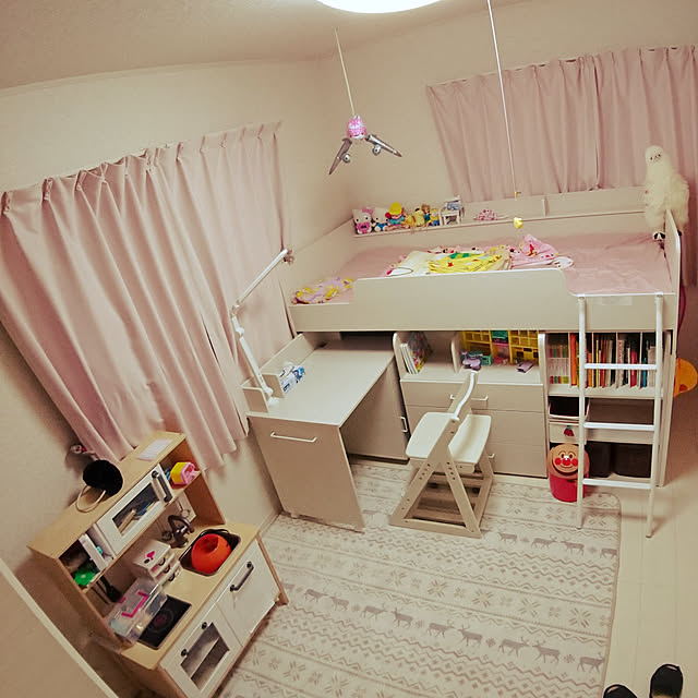 ニトリでできる！成長しても使える「子ども部屋」の作り方VERY