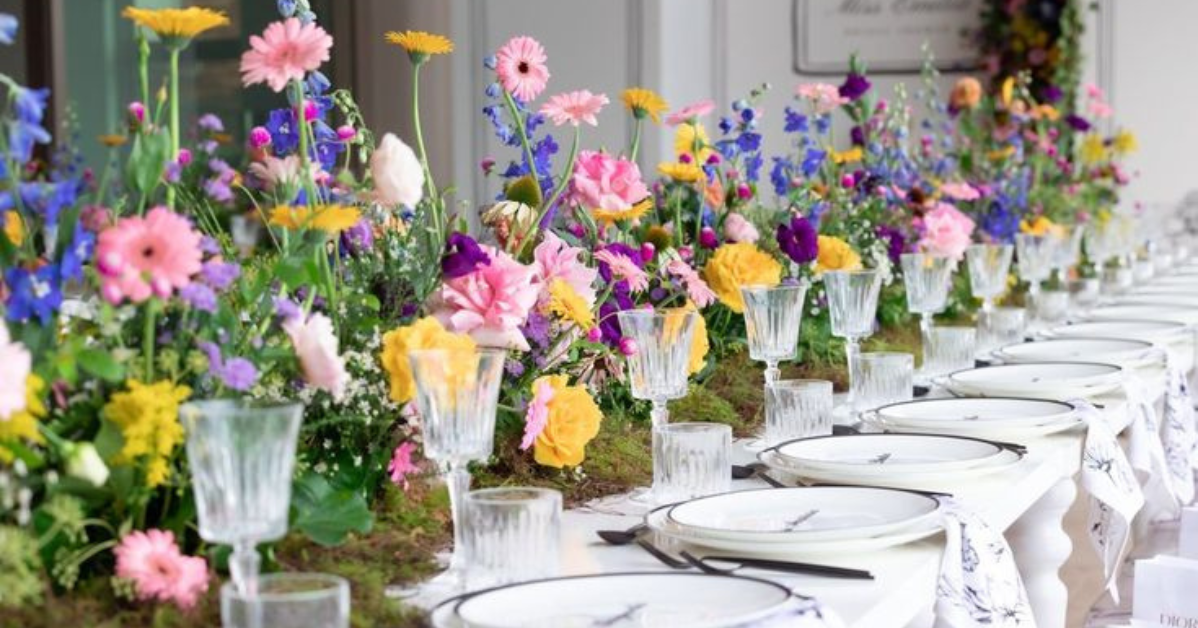 コスパ最強♡テーブル装花を節約しながら華やかに見せる裏技10選！ウェディングニュース