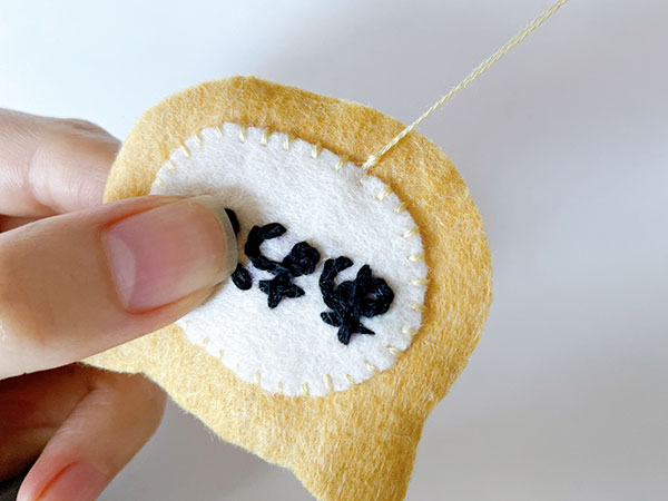 どうぶつのお名前キーホルダーor安全ピン