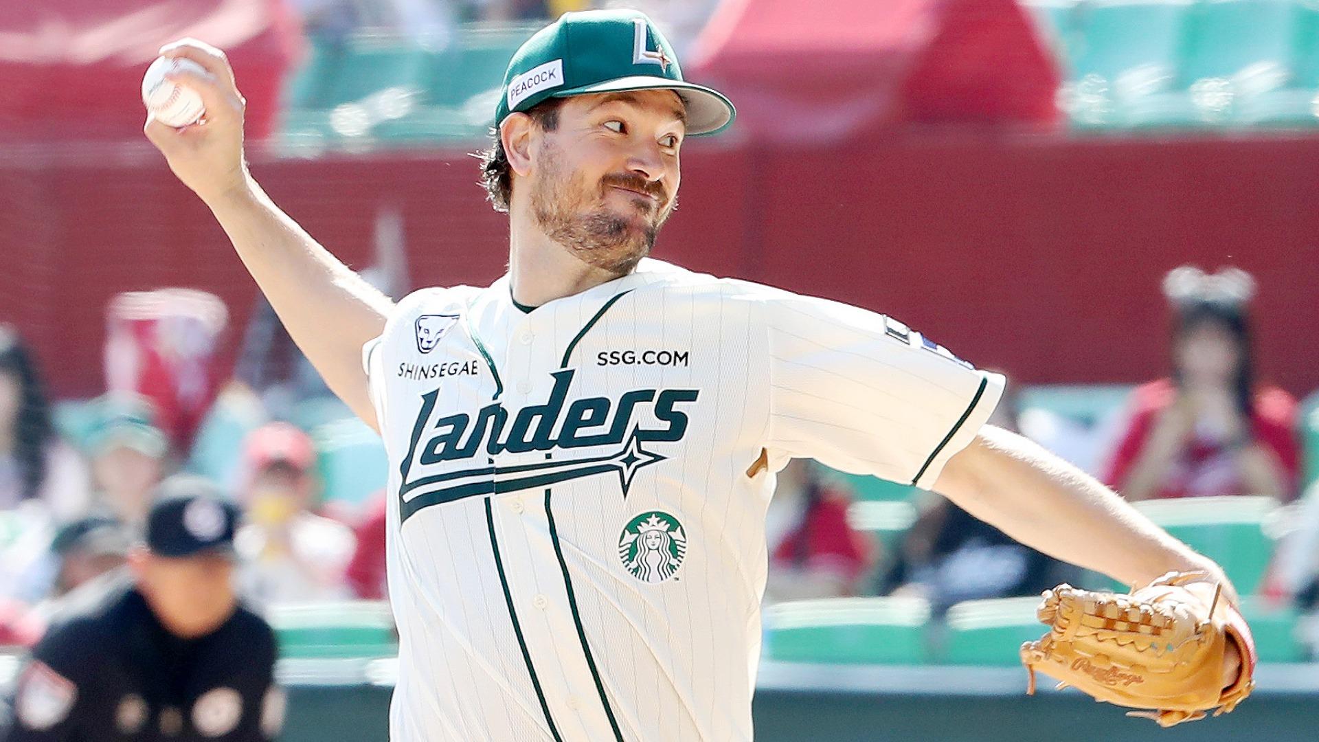 🎁 Happy birthday my wife. Thank you for always being there for our family!🎁🎉🎁🎉🎁🎉🎁🎉🎁🎉🎁🎉🎁🎉🎁🎉誕生日おめでとういつもありがとう素晴らしい1年になりますように