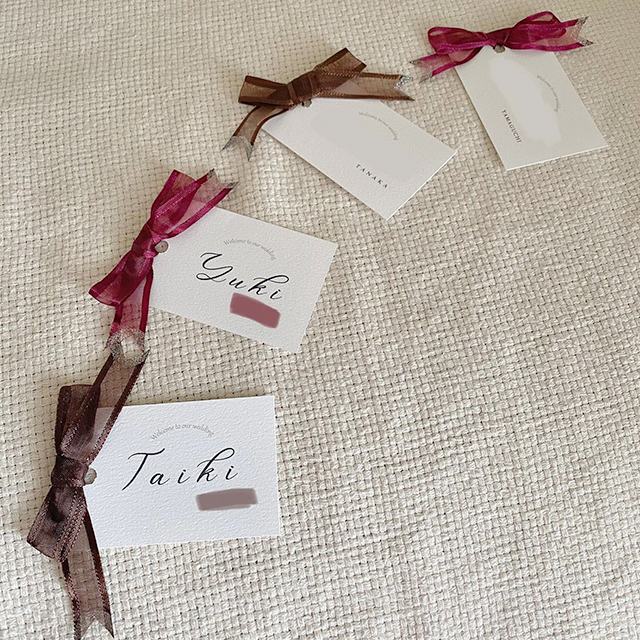 結婚式席札はおしゃれも節約も叶えられえる！費用節約のポイント！みんなのウェディングニュース