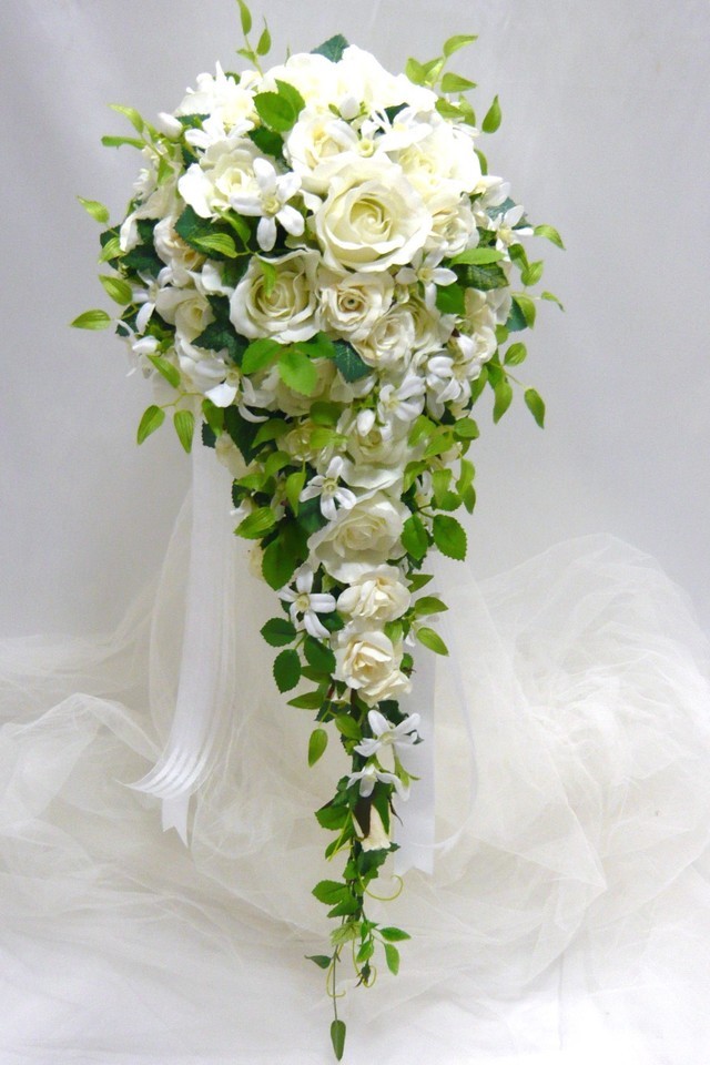 王道の「白」ブーケ24選！結婚式で使いたいブーケアイデアをお届け 実例つき結婚ラジオ結婚スタイルマガジン