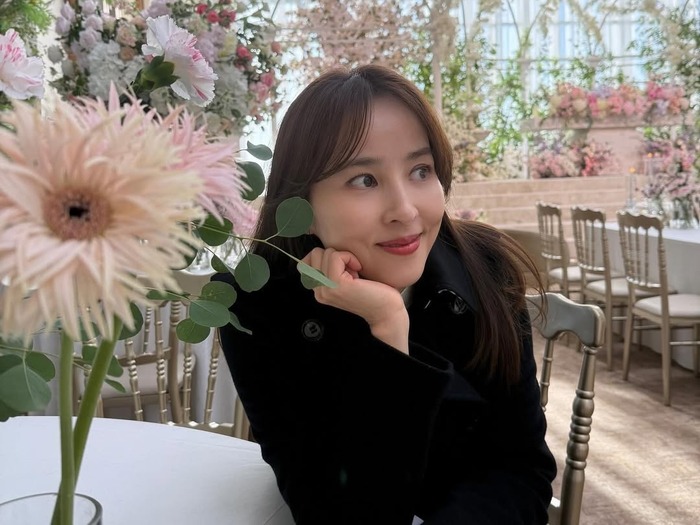 PHOTO 元AFTERSCHOOL ユイ＆ハン・ヘジンら、ラジオ出演のため放送局へ - Kstyle