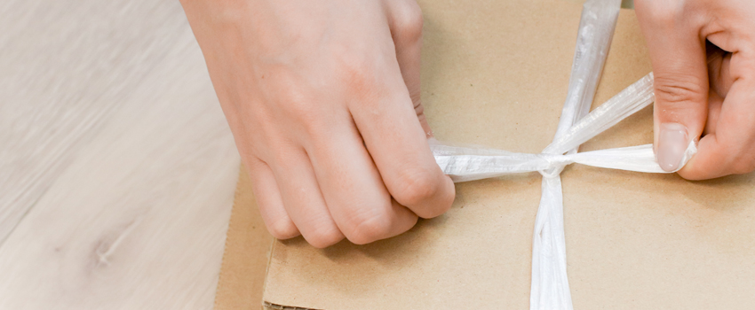 紐あり・紐なし別 ダンボールのまとめ方回収日までの保管方法も格安価格のダンボール 段ボール 通販・購入・販売なら ダンボールAエース