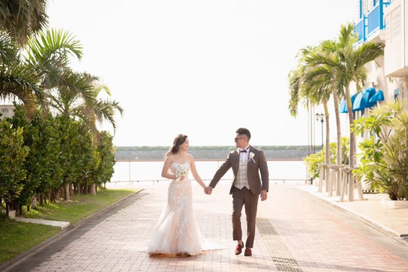 宮古島の結婚式に参列する時の服装は？当日の服装マナーやかりゆしコーデのポイントを地元プランナーがご紹介