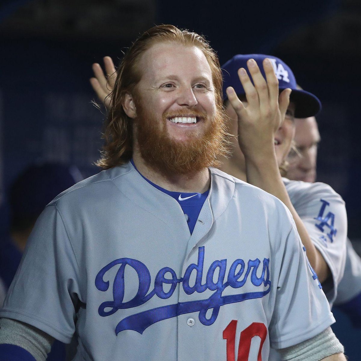 カブス ジャスティン・ターナーの美人妻が着物姿に 米ファン反響「美しく奇麗」今永昇太のあいさつにも反響 大リーグ デイリースポーツ online