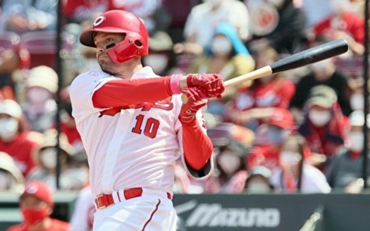 写真 ライアン・レイノルズ、妻ブレイクの誕生日に貴重な2ショットを公開！CulturemadameFIGARO.jp フィガロジャポン