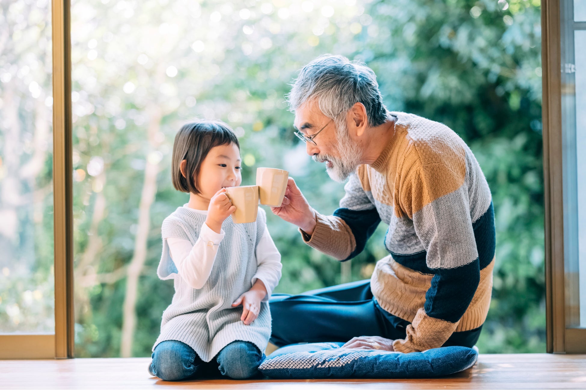 孫とおじいちゃんイラスト無料イラスト・フリー素材なら「イラストAC」