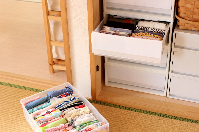 収納見直し 子供の自立を促す環境づくり 押し入れ収納 整理収納 モンテッソーリ教育 子供服