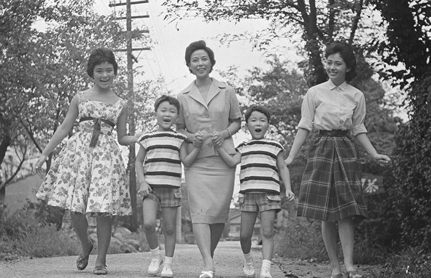 淡島千景あわしま ちかげさん大河ドラマの俳優全3役を演じる！家族や経歴で検索できますJMMAポータル