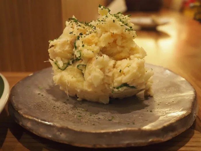 岡山駅近くの予約困難店🍻 【煮込み 瞠る(にこみみはる)】