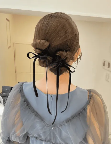 ミディアム・セミロング 結婚式の髪型・人気ヘアアレンジ24選！ - IKINAイキナ