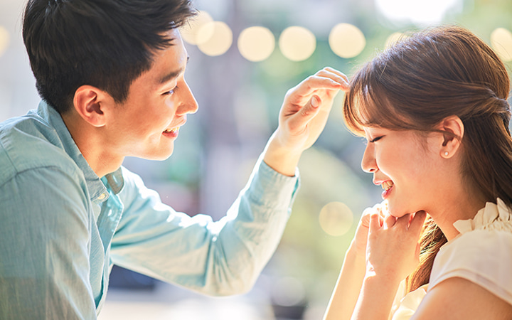 くしゃってしたい！ 男性が思わず頭を撫でたくなる女子のしぐさ10 1ページ目 「マイナビウーマン」