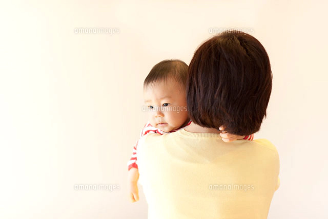 全力で笑わせると無反応 こんな事が面白い！赤ちゃんの笑いのツボ特集ママリ