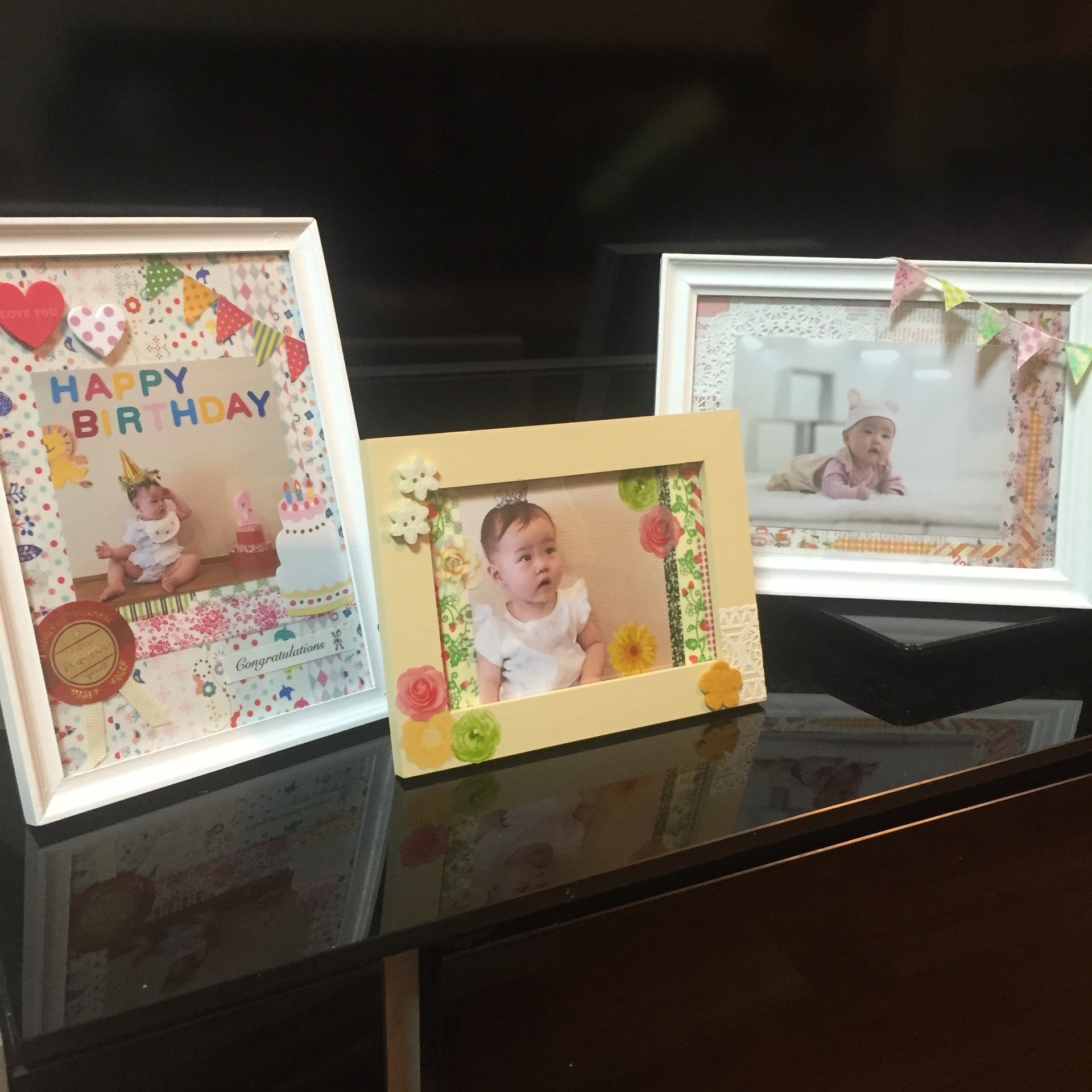 子供の写真をおしゃれに飾ろう！参考にしたい壁掛けの飾り方とおすすめのフォトフレームの活用術│mataiku マタイク