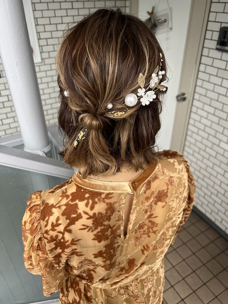 タイトなシンプルローポニーに金箔をちらして 金箔追加+550円 .お呼ばれヘア結婚式ヘアセGrandStory SHIBUYA所属・卒業式お呼ばれヘアセット︎ミキのヘアカタログ 20221221114301 ミニモ