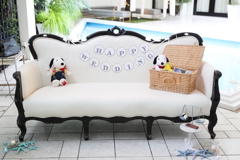 スヌーピーをイメージした招待状。結婚準備中花嫁からのご要望にお応えして。結婚式招待状・席次表・席札専門店ARARS アラース