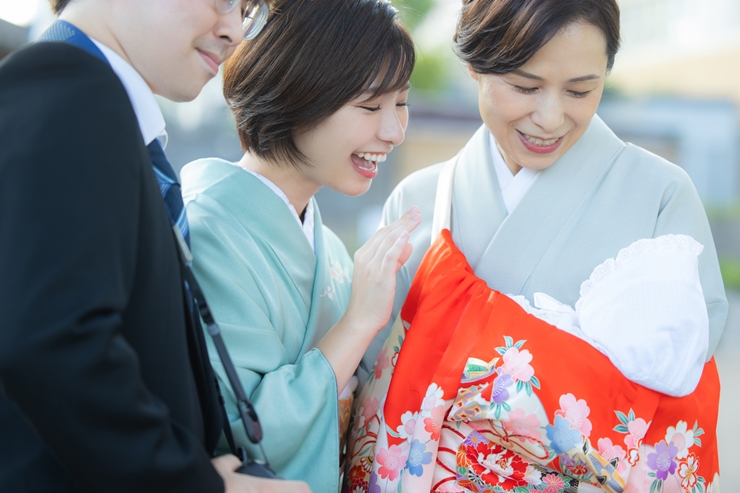 先輩ママの体験談 お宮参りで「便利だった持ち物」は？FUNmily by fotowa