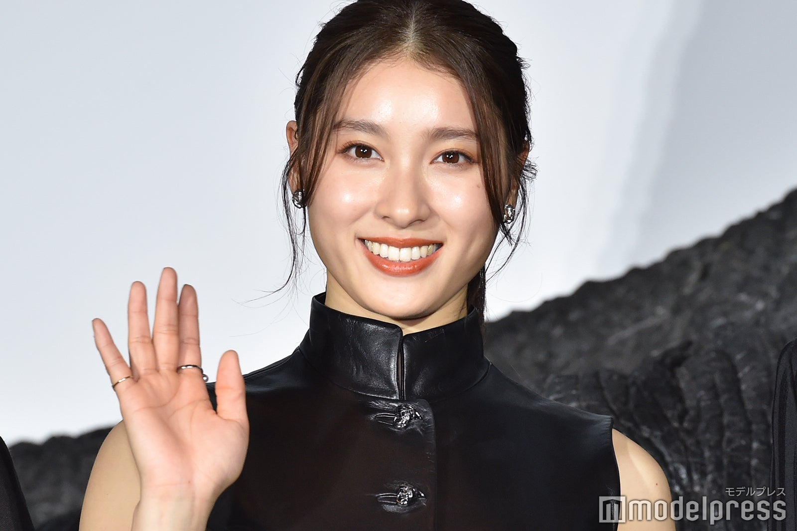 土屋太鳳 30 、子どもが写り込む写真に反響「大きくなってる かわいい」「お姿見せてくれてうれしいです」 ABEMA TIMES-Yahoo!ニュース