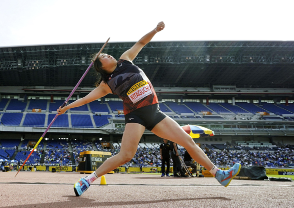 肉体美とのコメント恐縮です」 体脂肪率28％から変貌、日本最速の女子アスリートに大注目 | THE